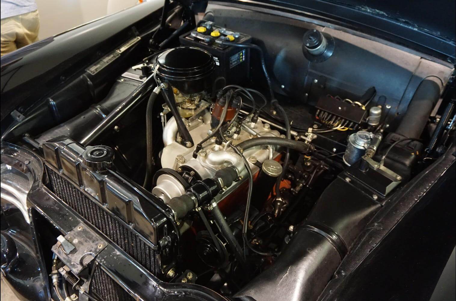 Ponton engine